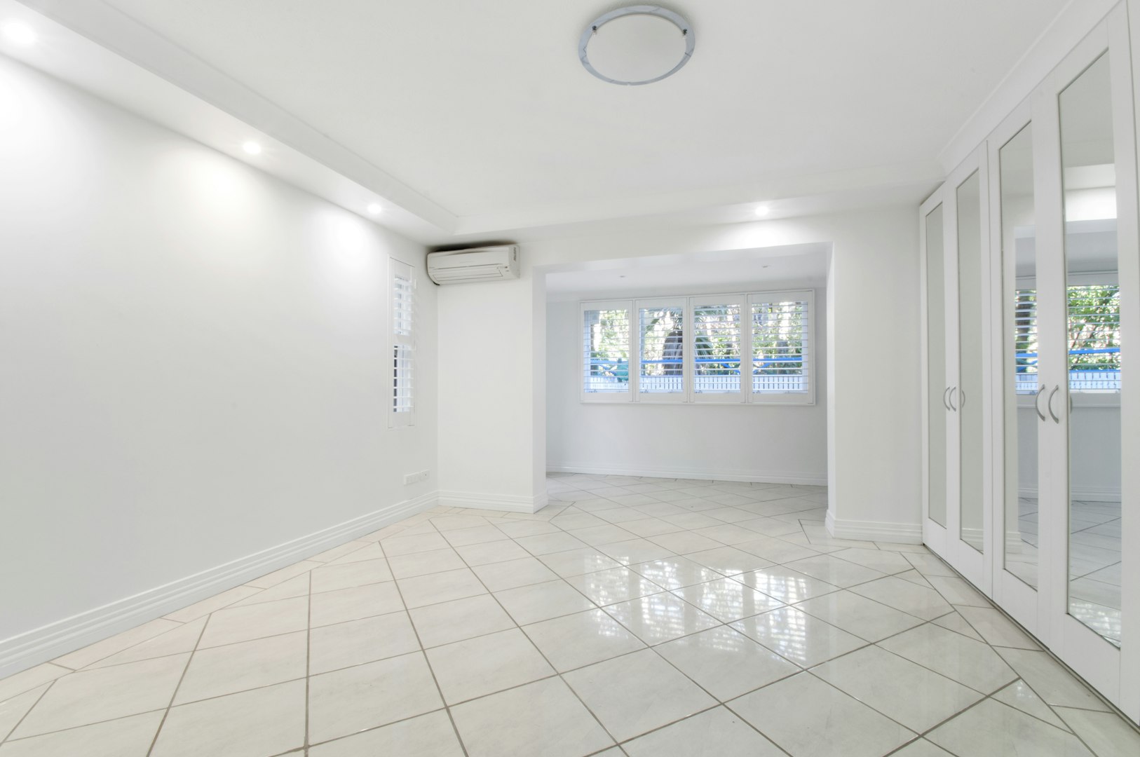 floor tile installation